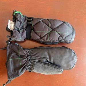 Nwot BURTON ID leather, goose down mixed media oven mitt XL
